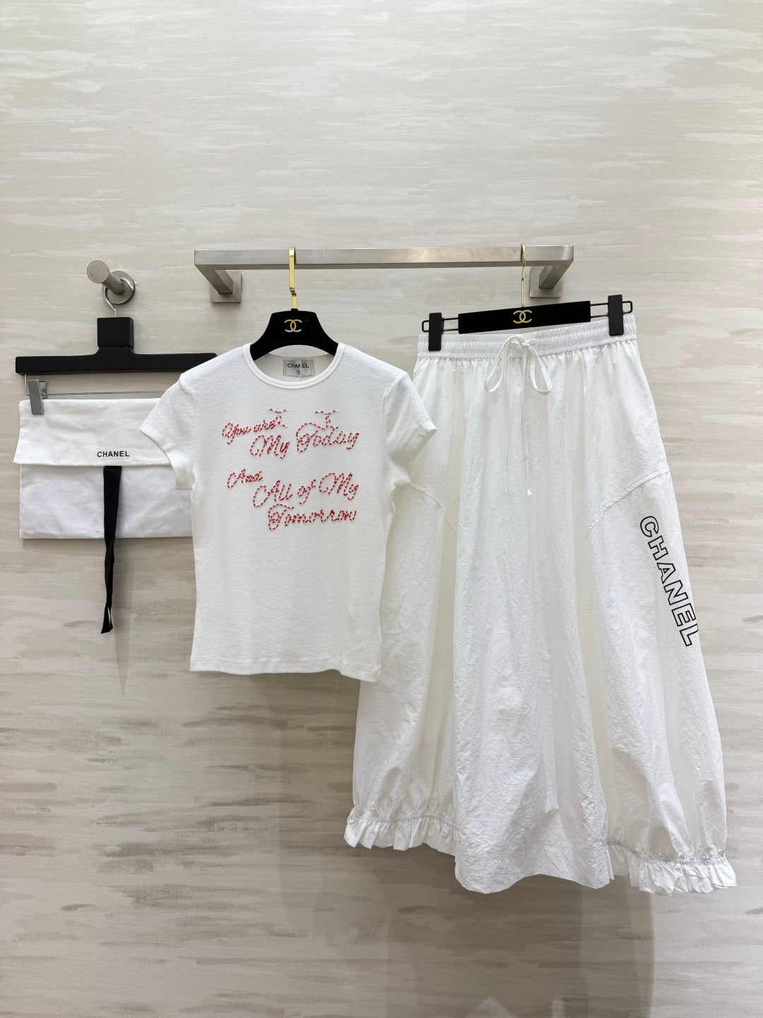 CC 26s Set Hand-beaded Letter Short T-Shirt 398841