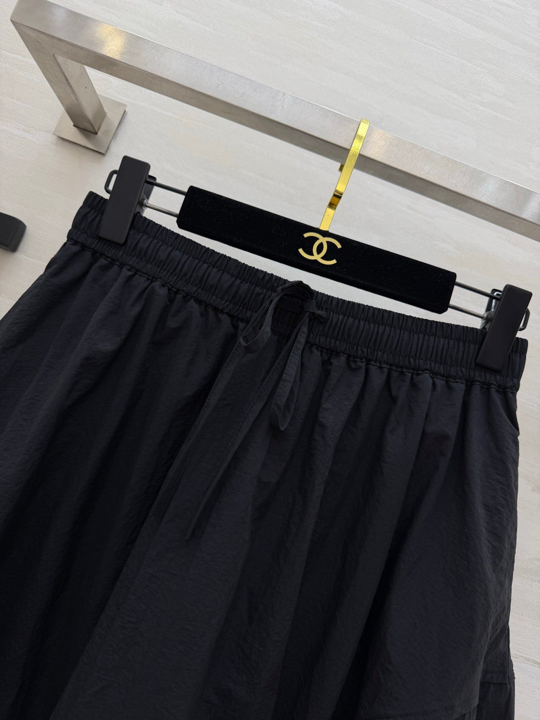 CC 26s Tulip Midi Skirt Black Linen 398836