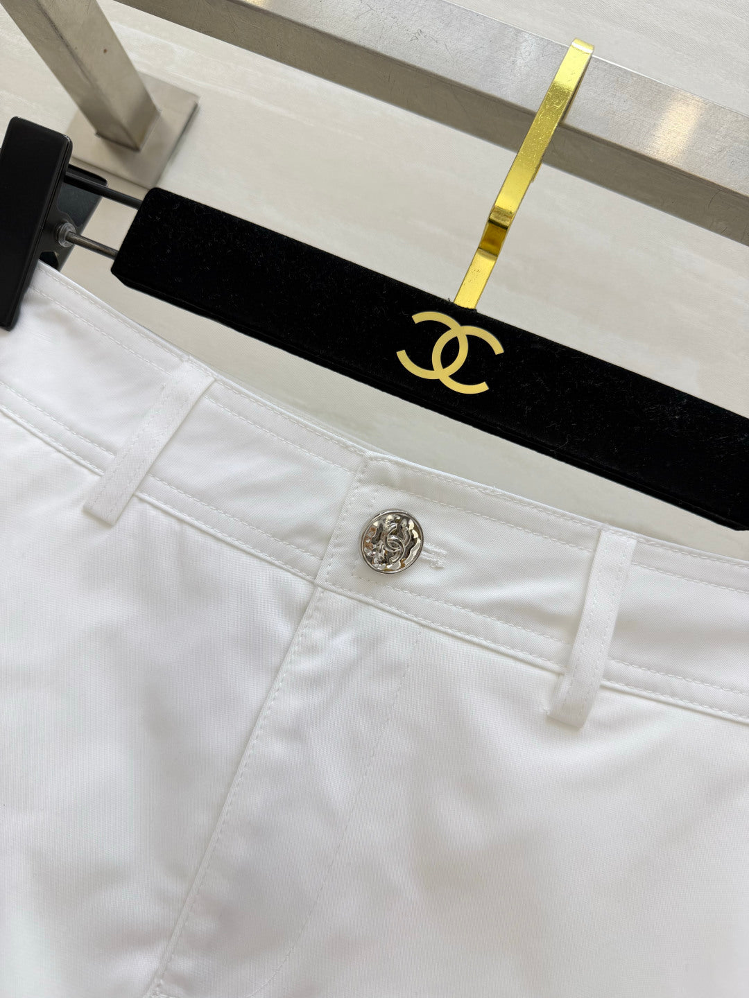 CC 26s Cargo Skirt White Cotton 412078
