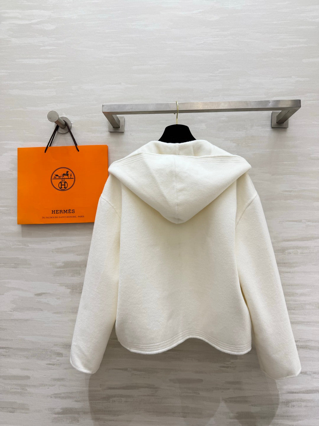 HM 26s Albion H Passant Hooded Jacket Cream Cashmere 413963