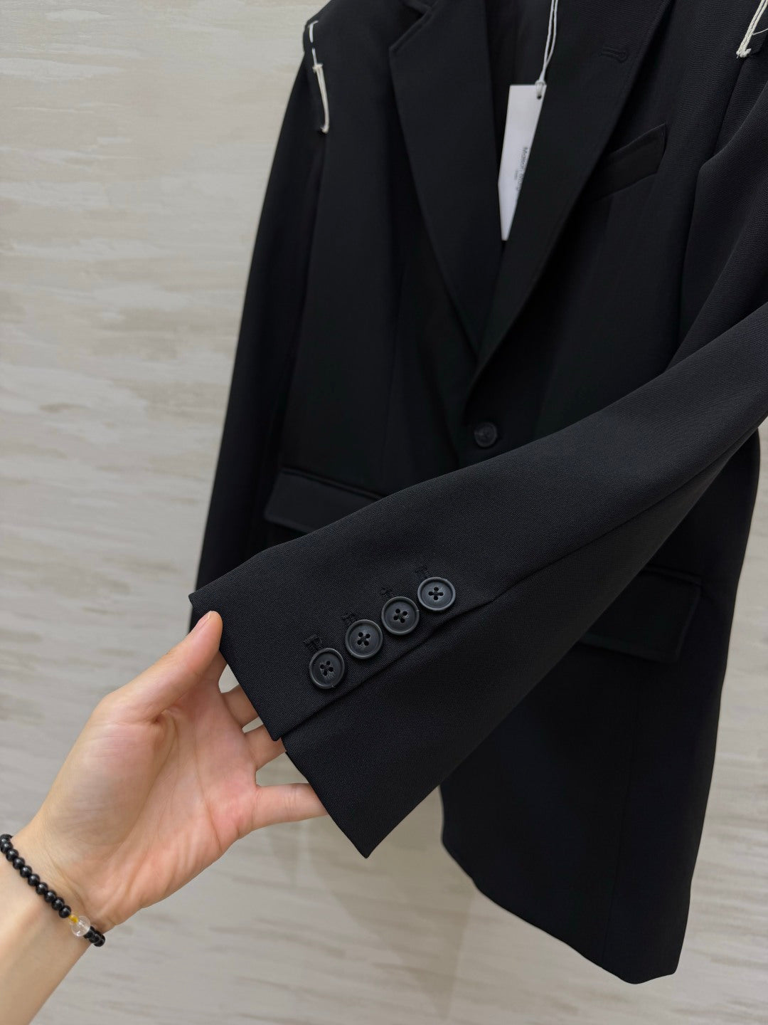 MM6 26S Black Deconstructed Detachable Sleeve Blazer 428155