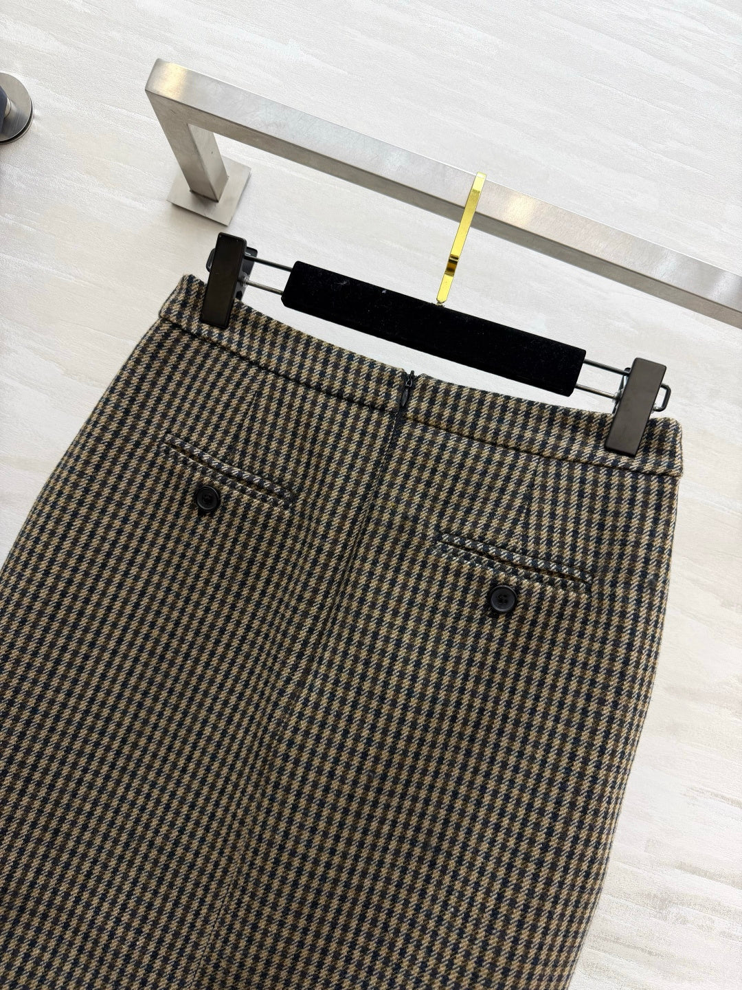 YSL 26s Houndstooth Front-Slit Wool Pencil Skirt Taupe 438810