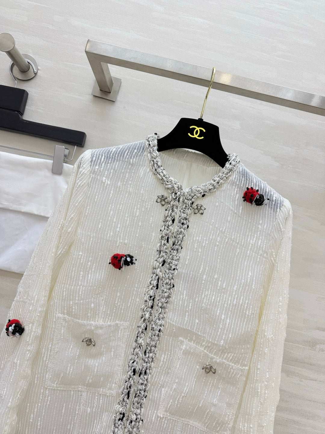 CC 26A Ladybug Jacket White Tweed 441624