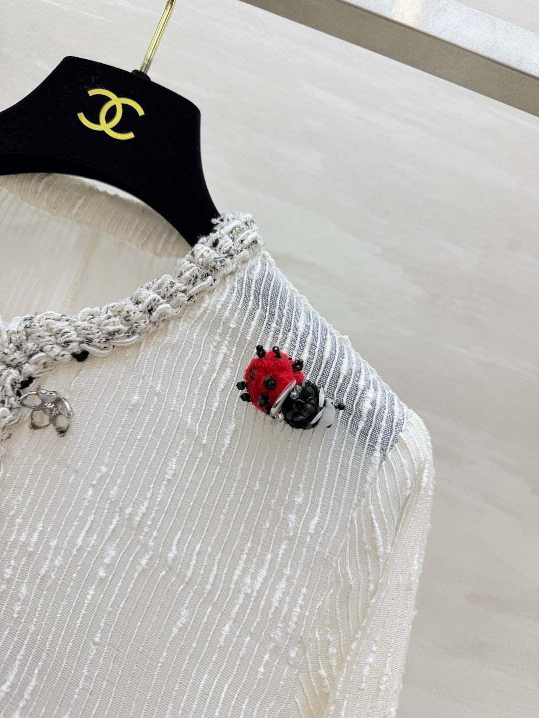 CC 26A Ladybug Jacket White Tweed 441624