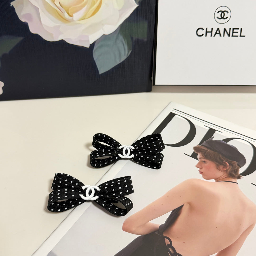 CC 26s Per Pair Hair Clip 420355