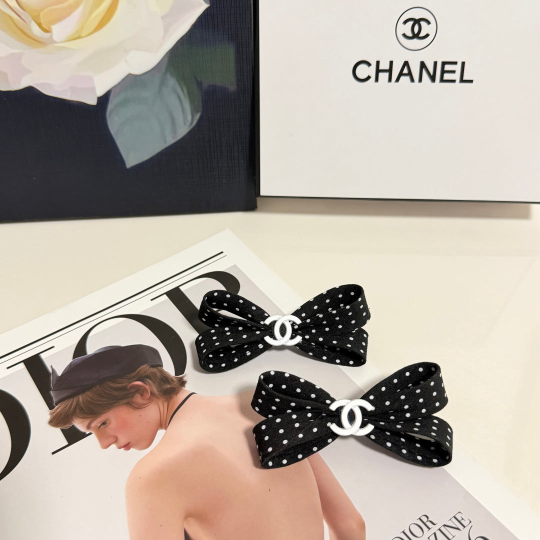 CC 26s Per Pair Hair Clip 420355