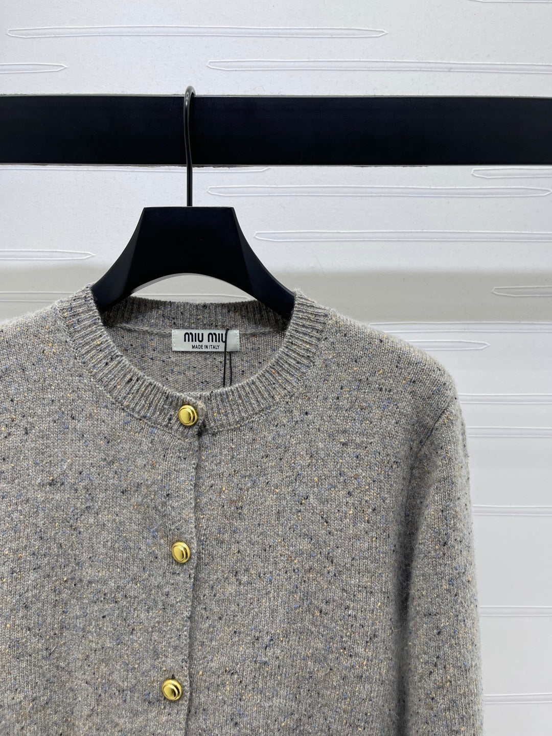 Miu 26s Neck Long-Sleeved Cardigan Milk Grey Cashemere 415894