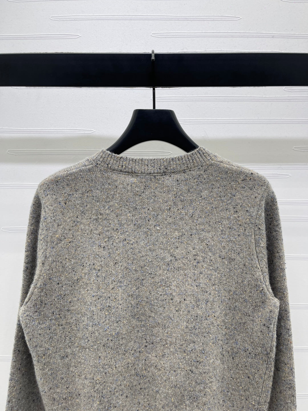 Miu 26s Neck Long-Sleeved Cardigan Milk Grey Cashemere 415894