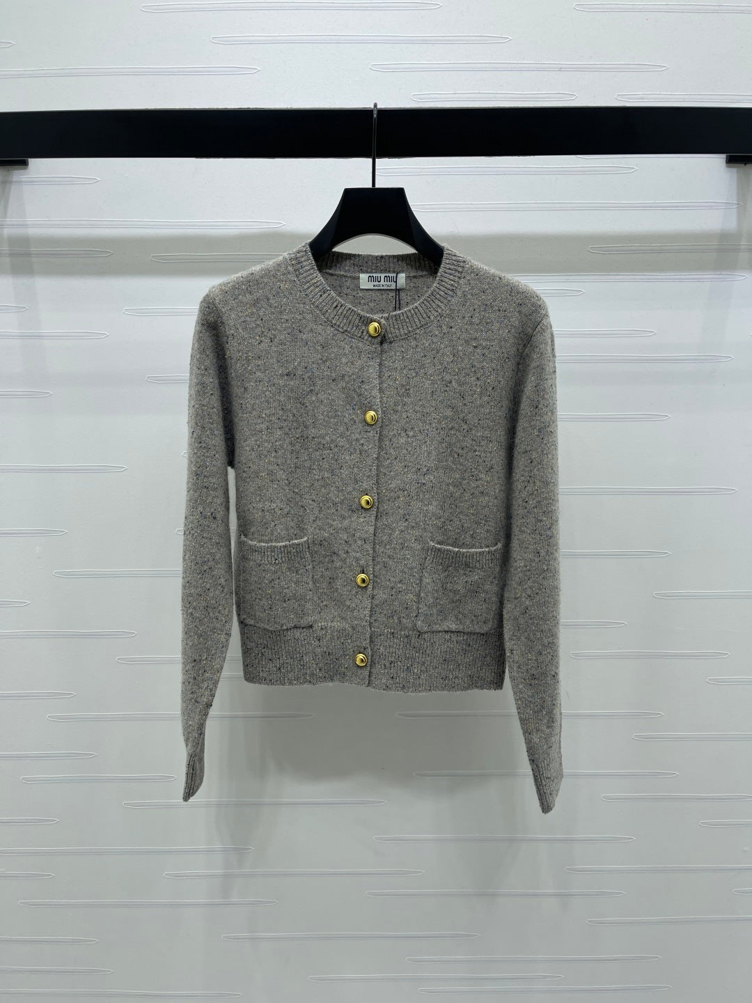Miu 26s Neck Long-Sleeved Cardigan Milk Grey Cashemere 415894