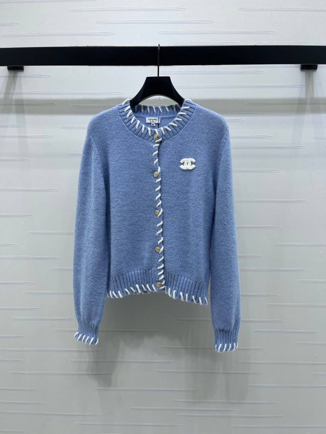 CC 26s Crochet-Trimmed Crew Neck Cardigan Blue Knit 343630
