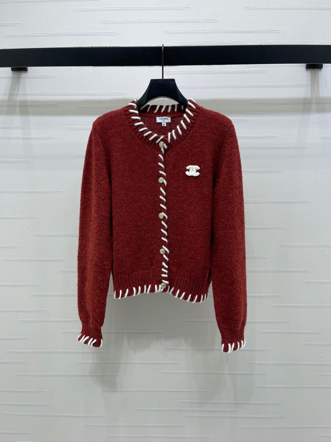 CC 26s Crochet-Trimmed Crew Neck Cardigan Red Knit 343631