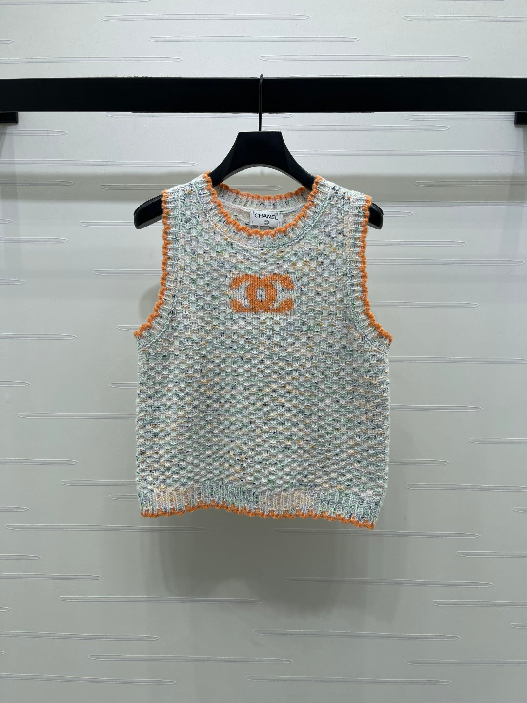 CC 26s Color-Blocked Woven Crew Neck Knit Vest 344117