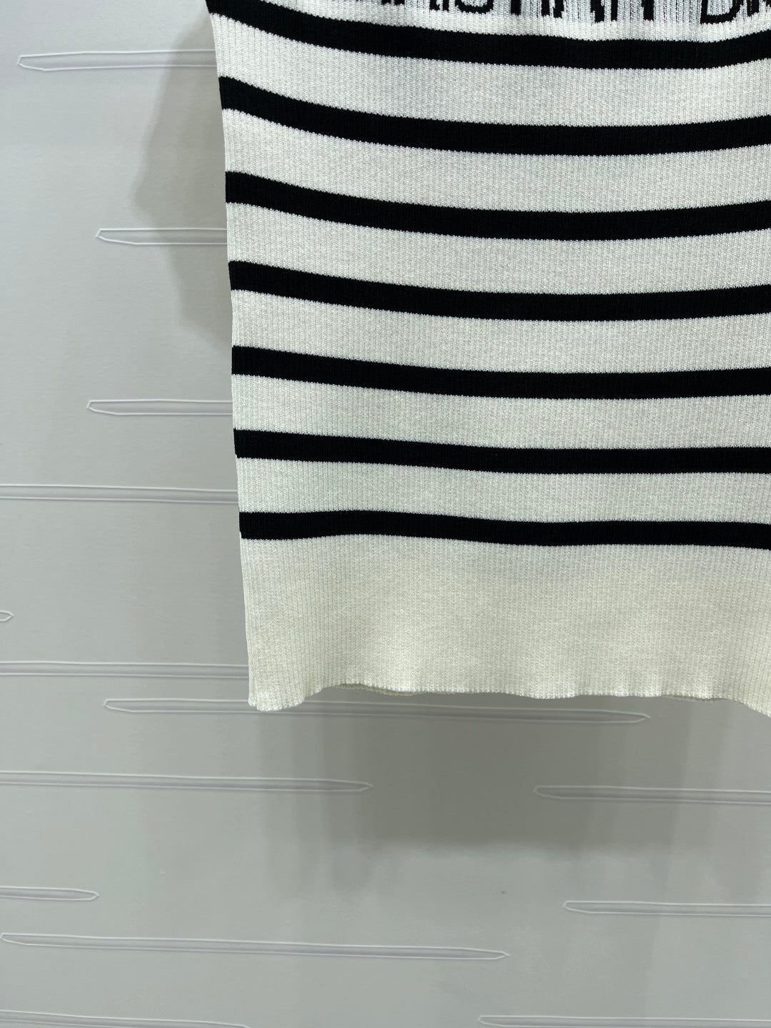 CD Knit Short-Sleeved Sweater Black Cream Wool Cashmere 380758