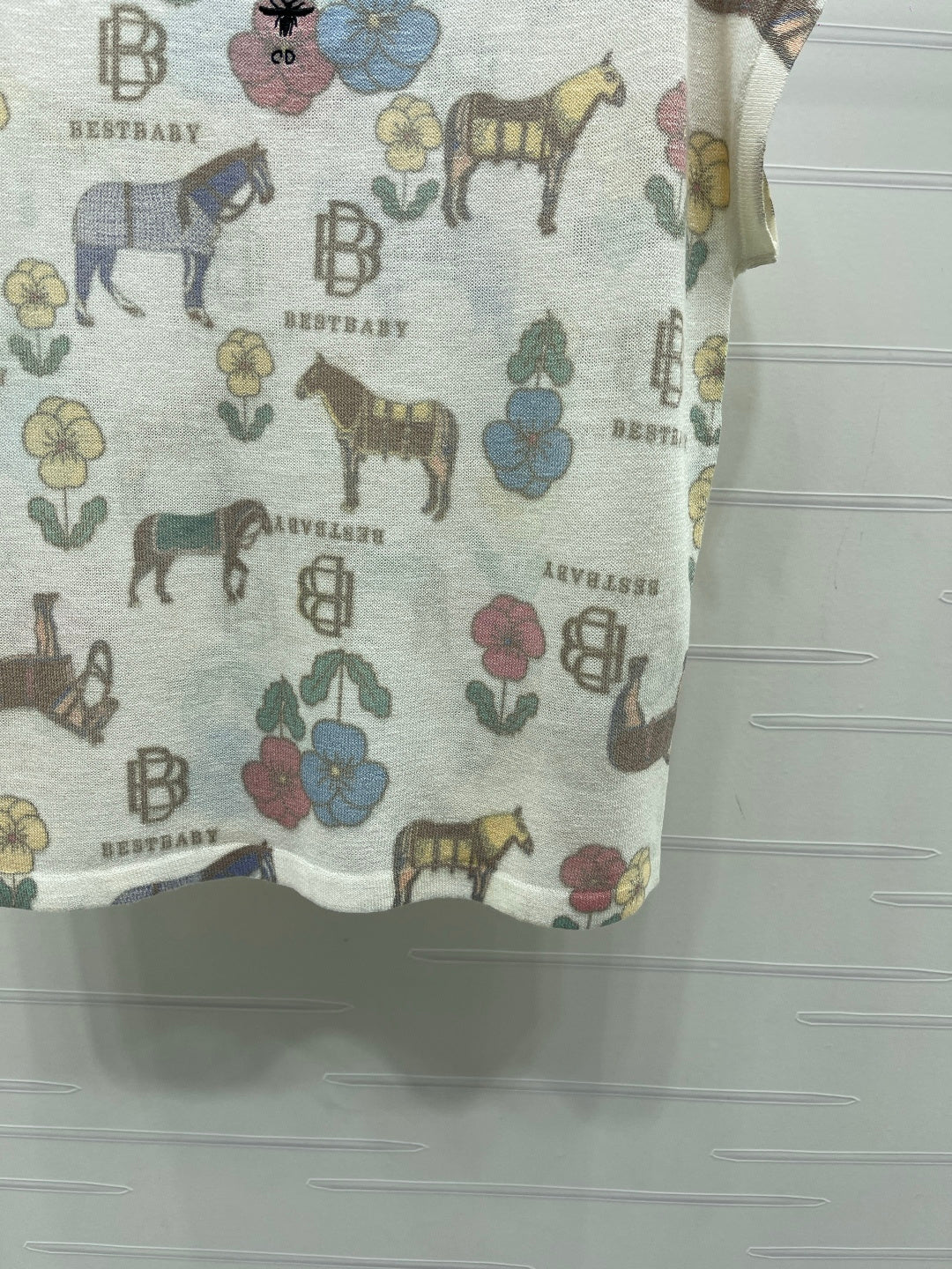 CD Short-Sleeved Top Floral Animal Pattern Cream Cotton 380762