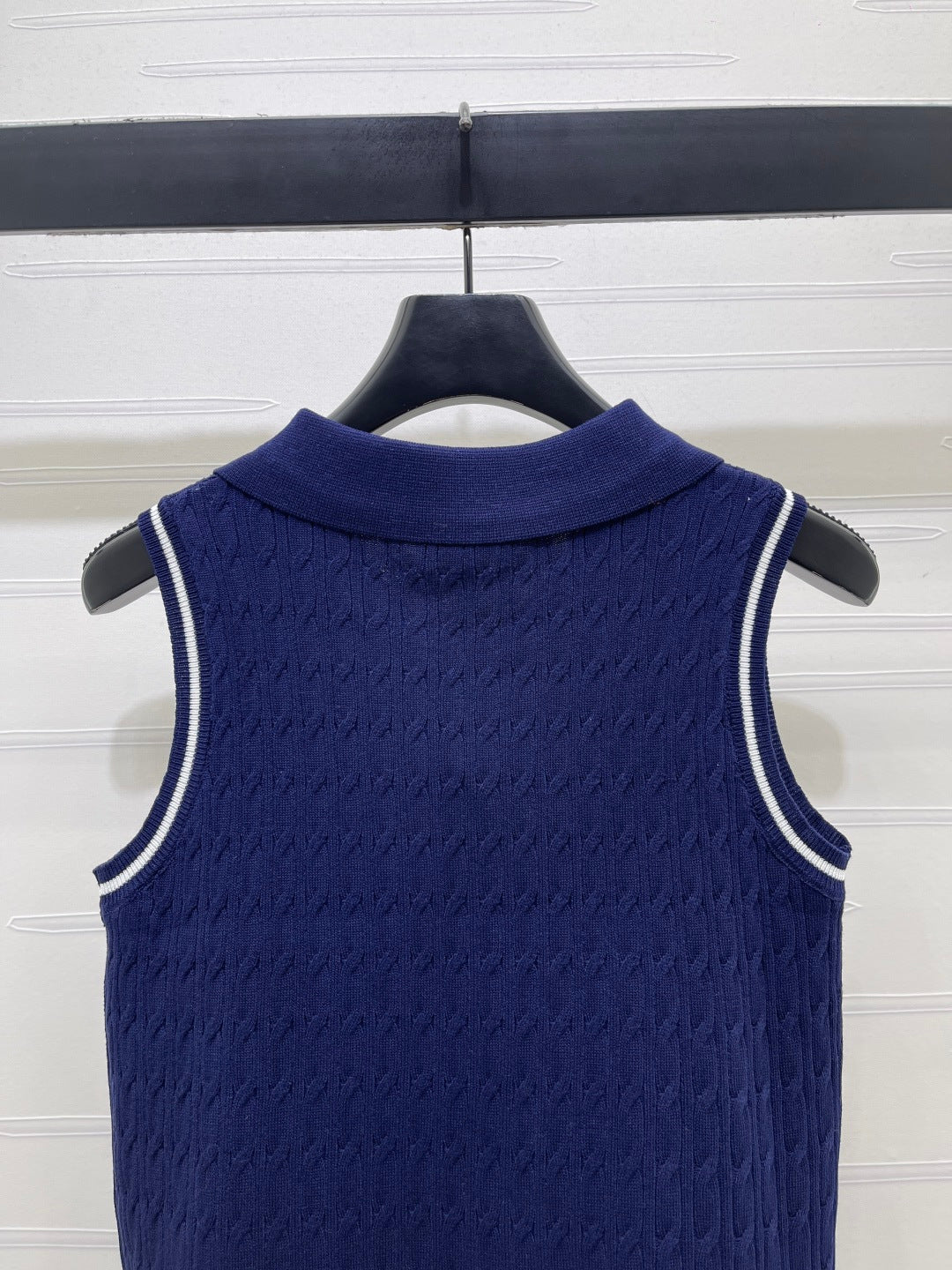 CC 26s Collared Knitted Vest Dark Blue Wool Nylon 382090