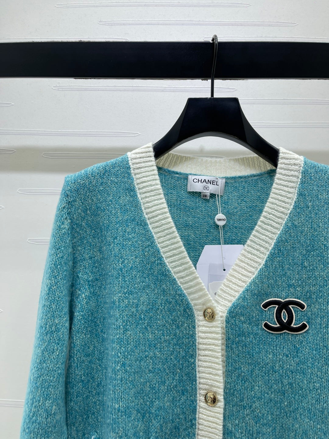 Chanel 26s Contrast Trim Wool Silk Cardigan 439837