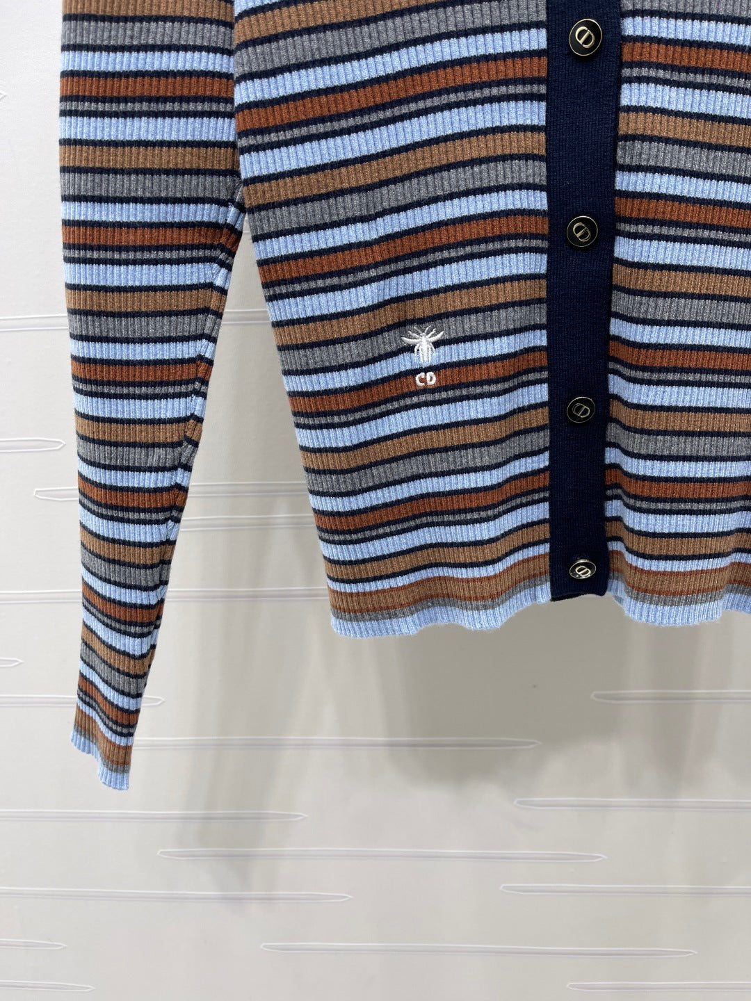 CD 26s Cardigan Navy Multi Striped Knit 446567