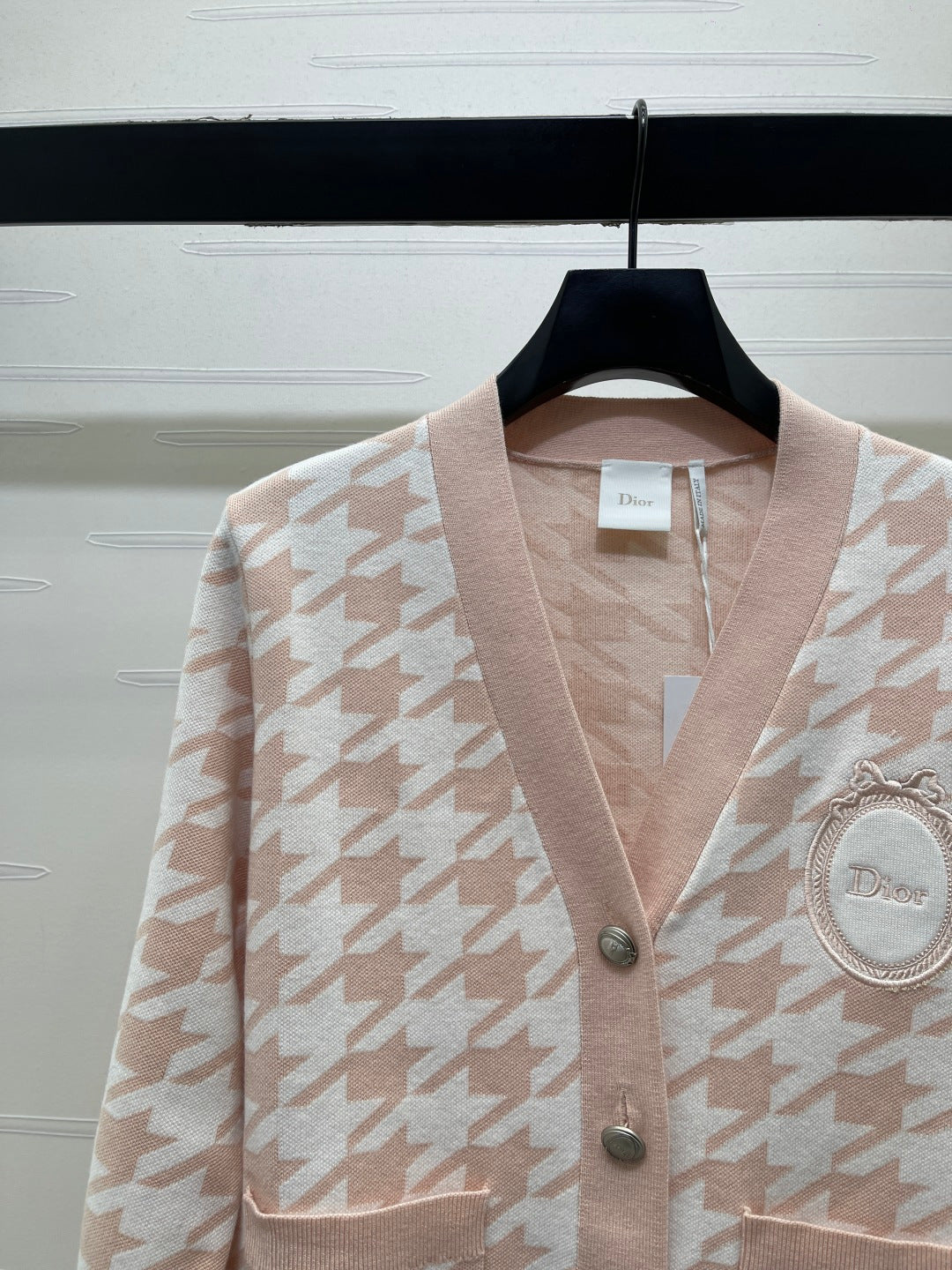 CD 26s Cardigan Pink Houndstooth Knit 446527
