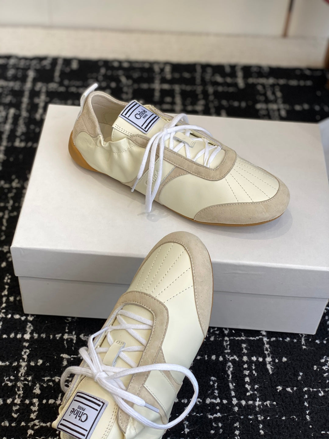Chloé Kick Sneakers Cream  Suede Lambskin 862647