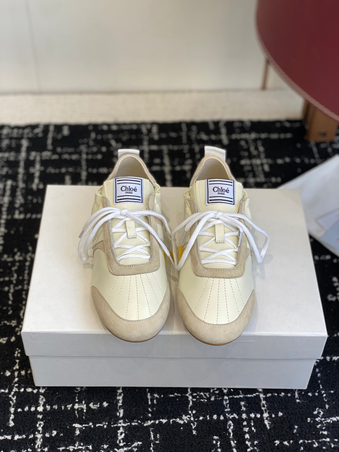 Chloé Kick Sneakers Cream  Suede Lambskin 862647