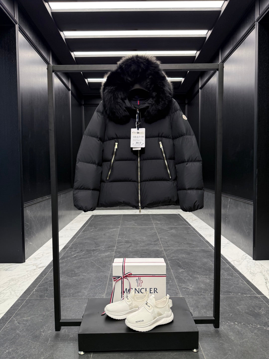 MC 25 Down Jacket Black Polyester 0017