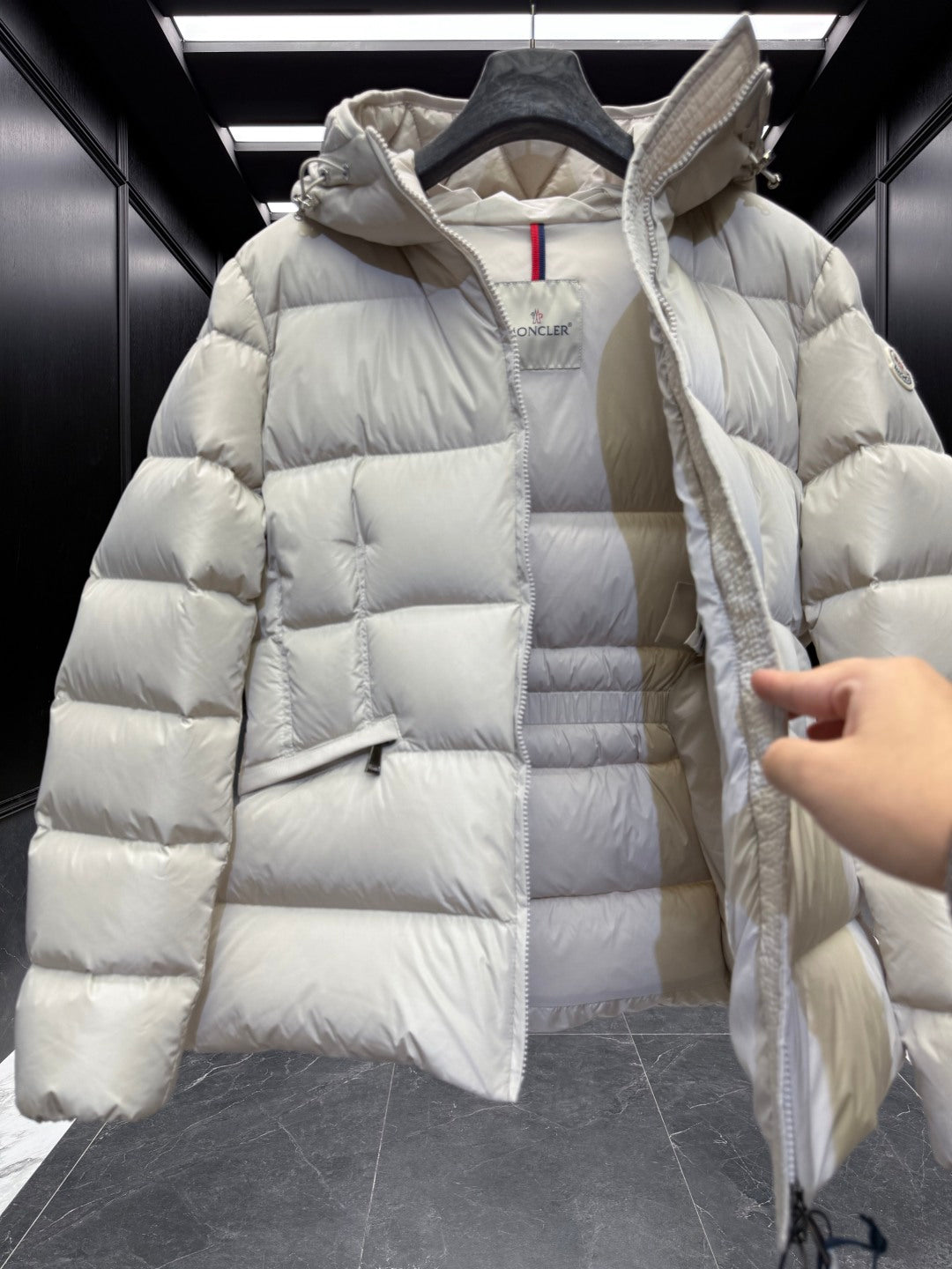 MC 25 Down Jacket White Polyester 0020