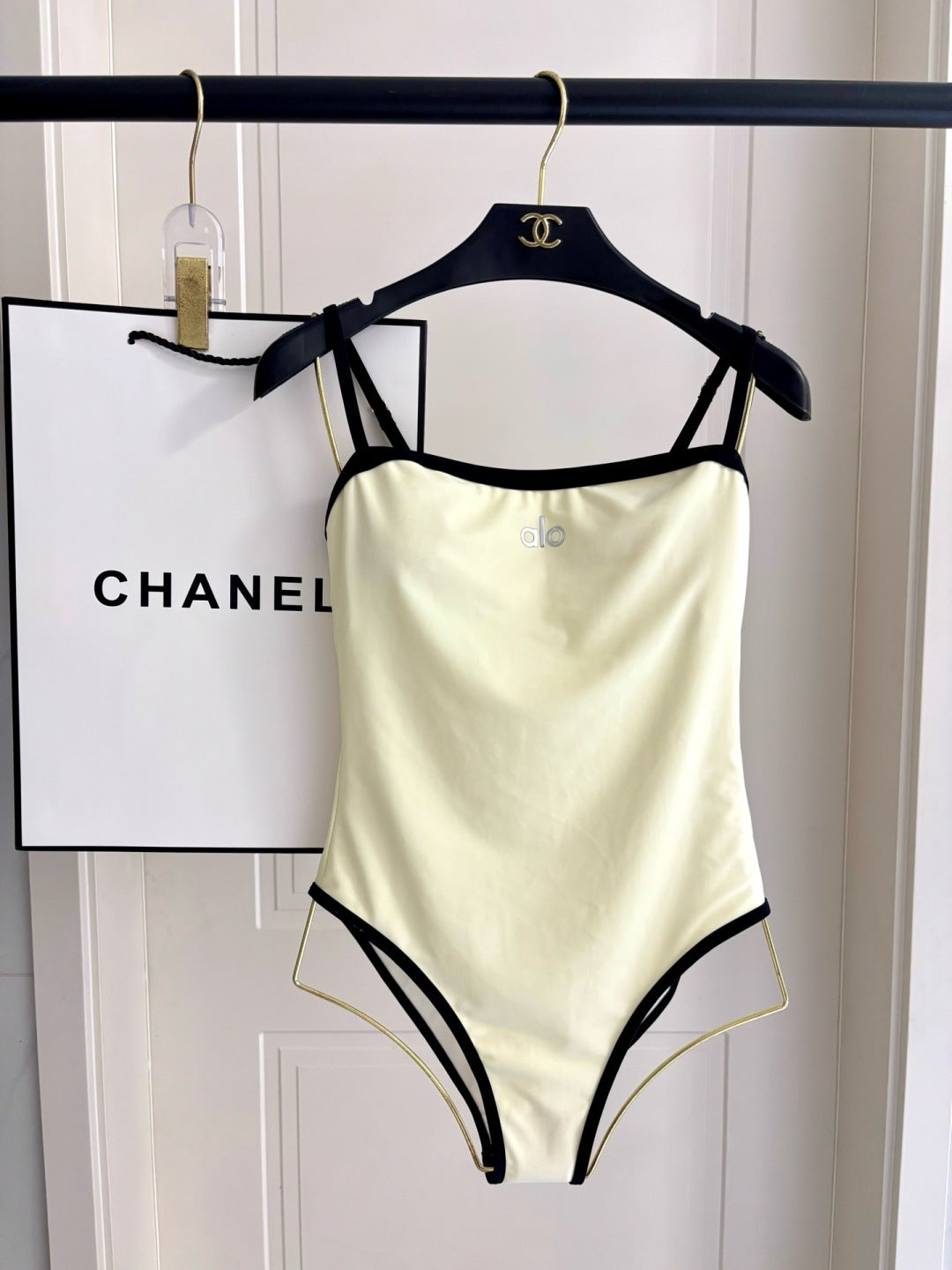 Alo One-Piece Bikini 340786