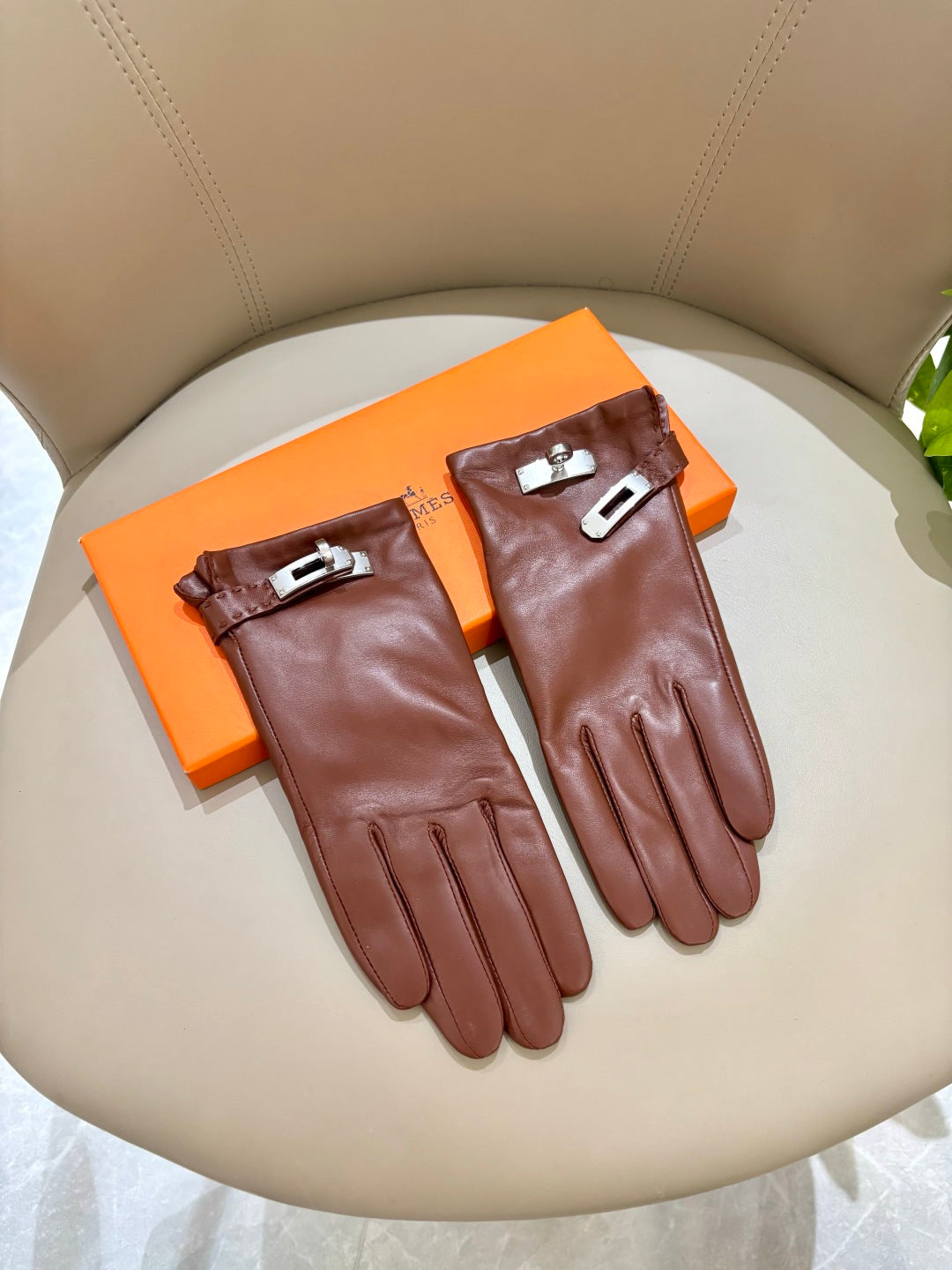 HM 26s Gloves Lambskin 558512