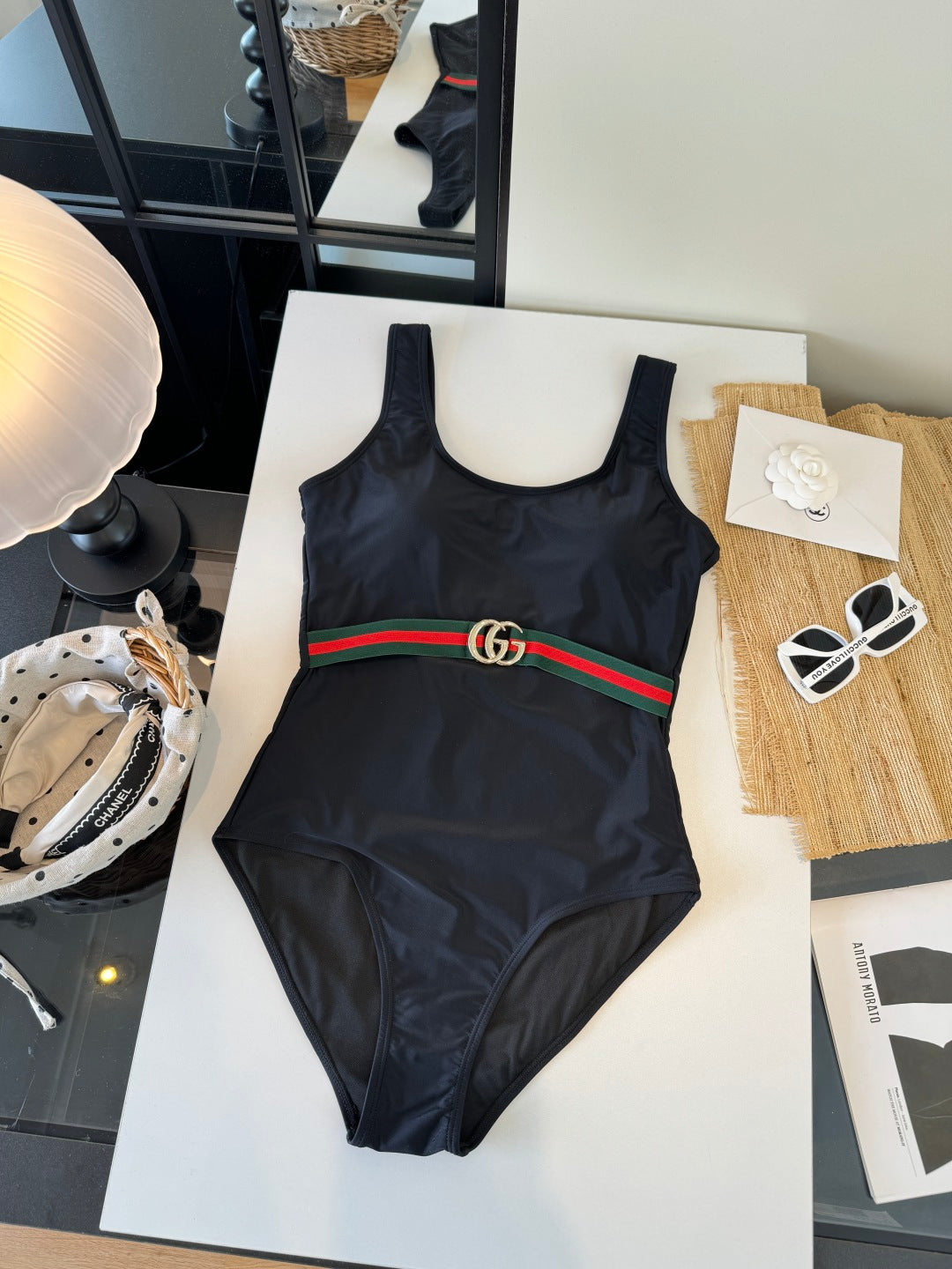 Gucci 26s One-Piece Black Cotton 184231