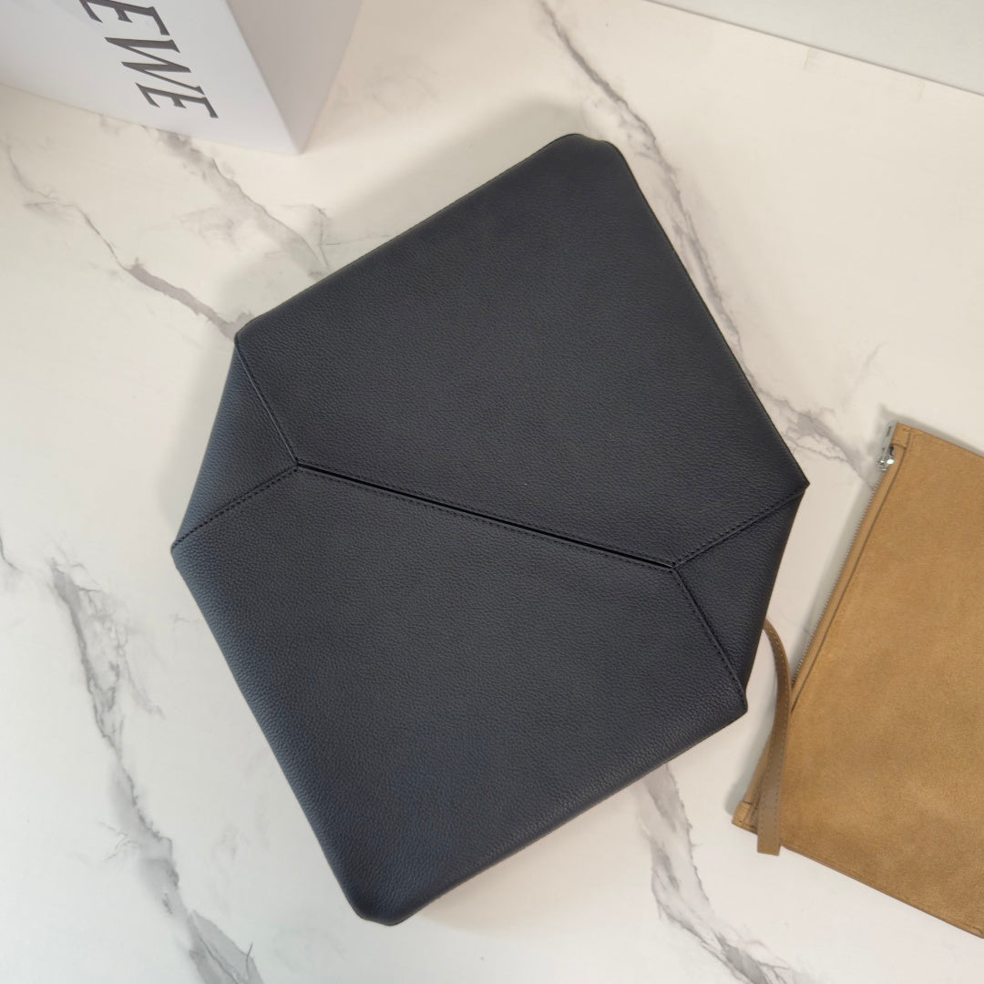 Loewe Medium-Sized Puzzle Fold Handbag Black Soft Grain Cowhide