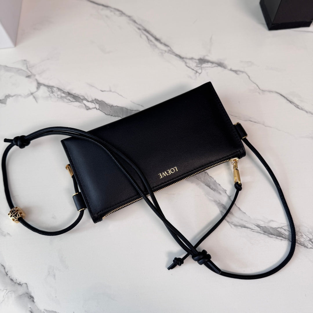 Loewe Joya Pouch Black Calfskin 289464