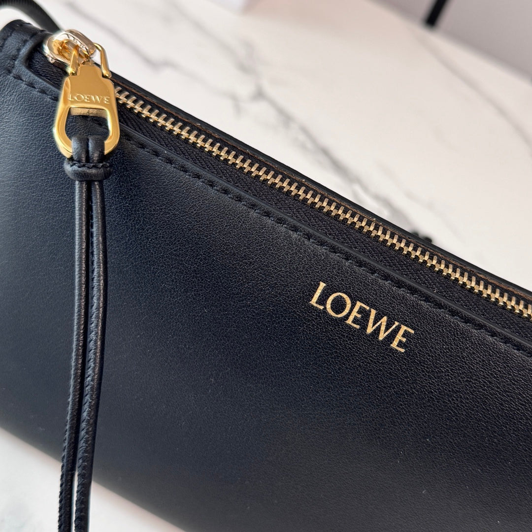 Loewe Joya Pouch Black Calfskin 289464
