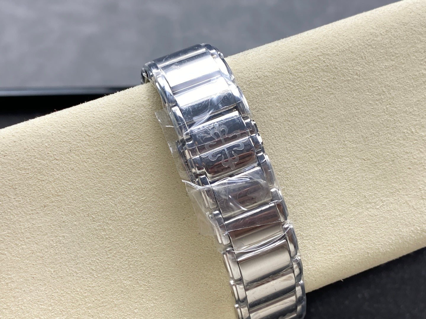 PATEK Twenty-Four 36mm Silver Gradient Gray Diamond