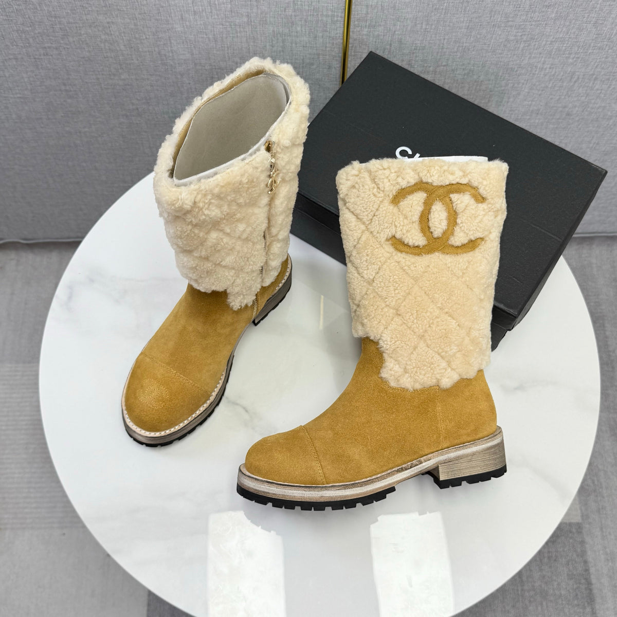 CC 26s Mid Calf Boots Beige Suede Quilted Shearling 167737