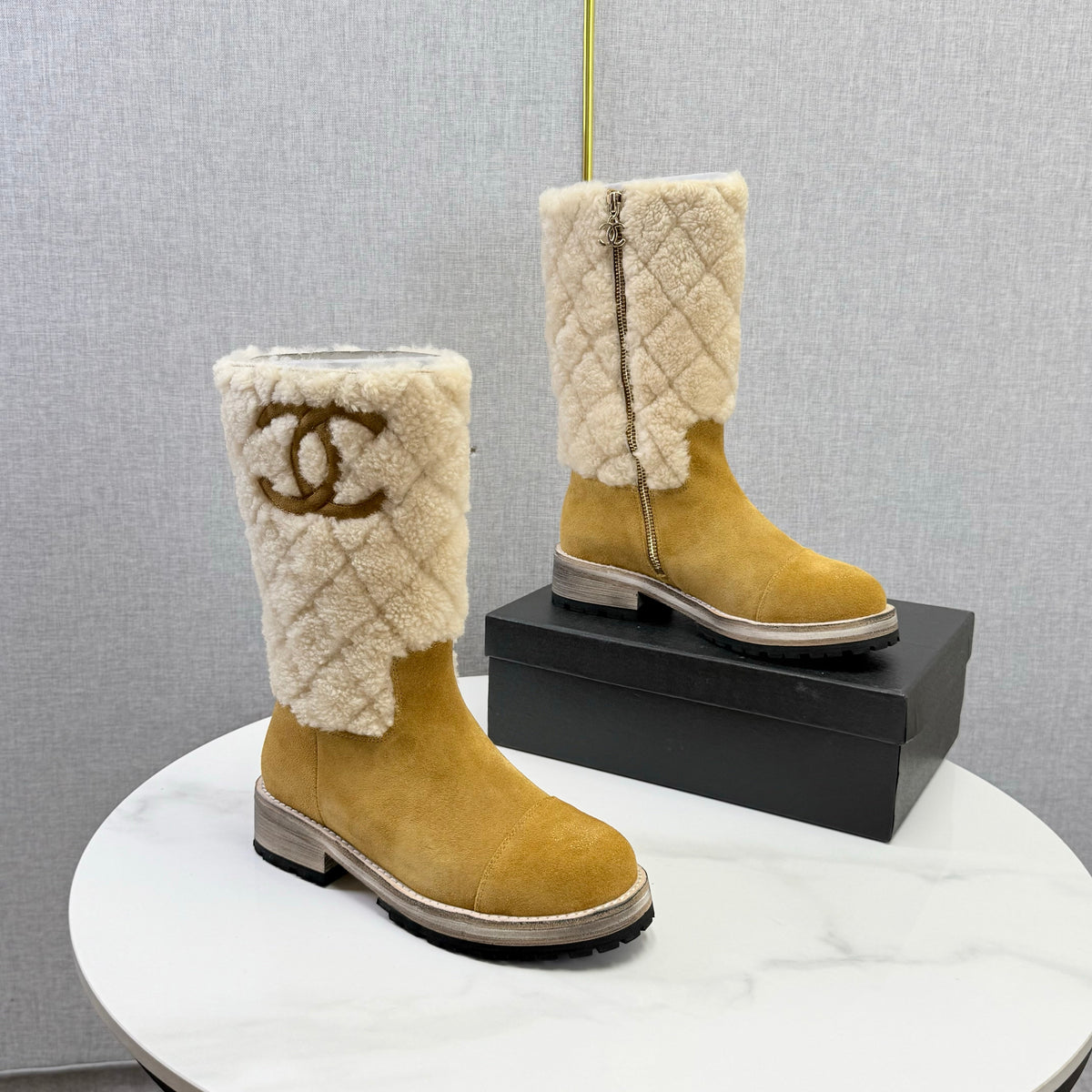 CC 26s Mid Calf Boots Beige Suede Quilted Shearling 167737