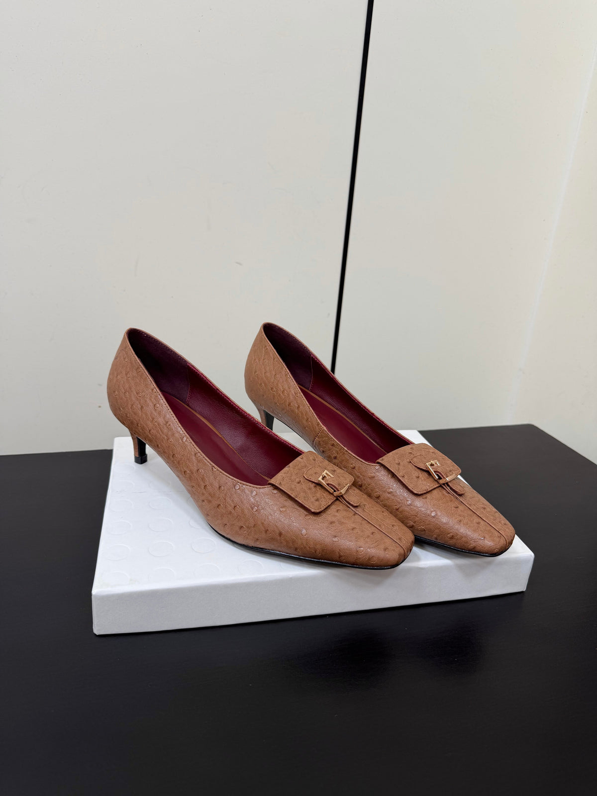 Khaite 26s Celia Pumps 5.5cm Camel Leather 909453