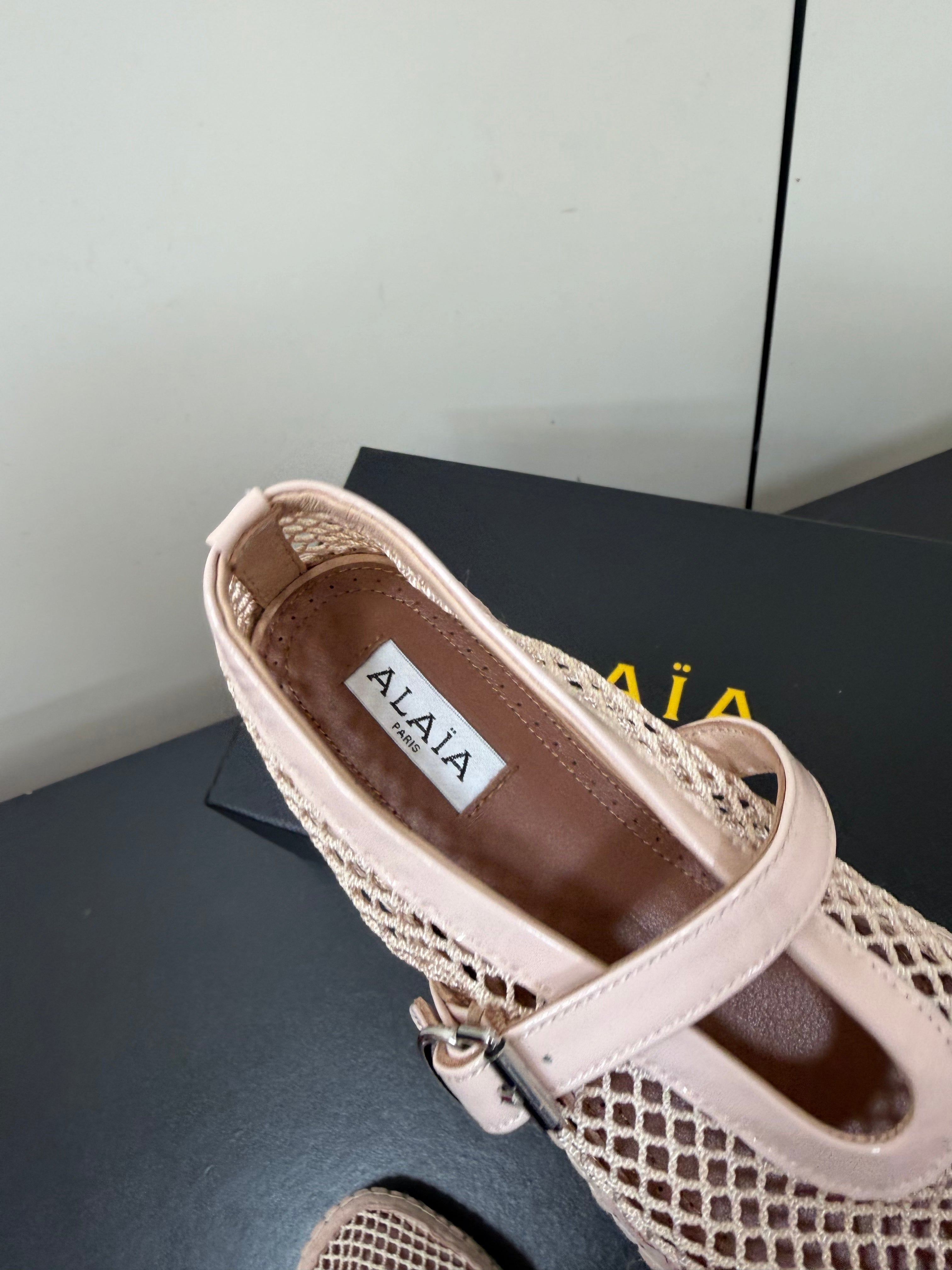 Alaia 26s Espadrilles Stale Pink Patent Leather Mesh  984735