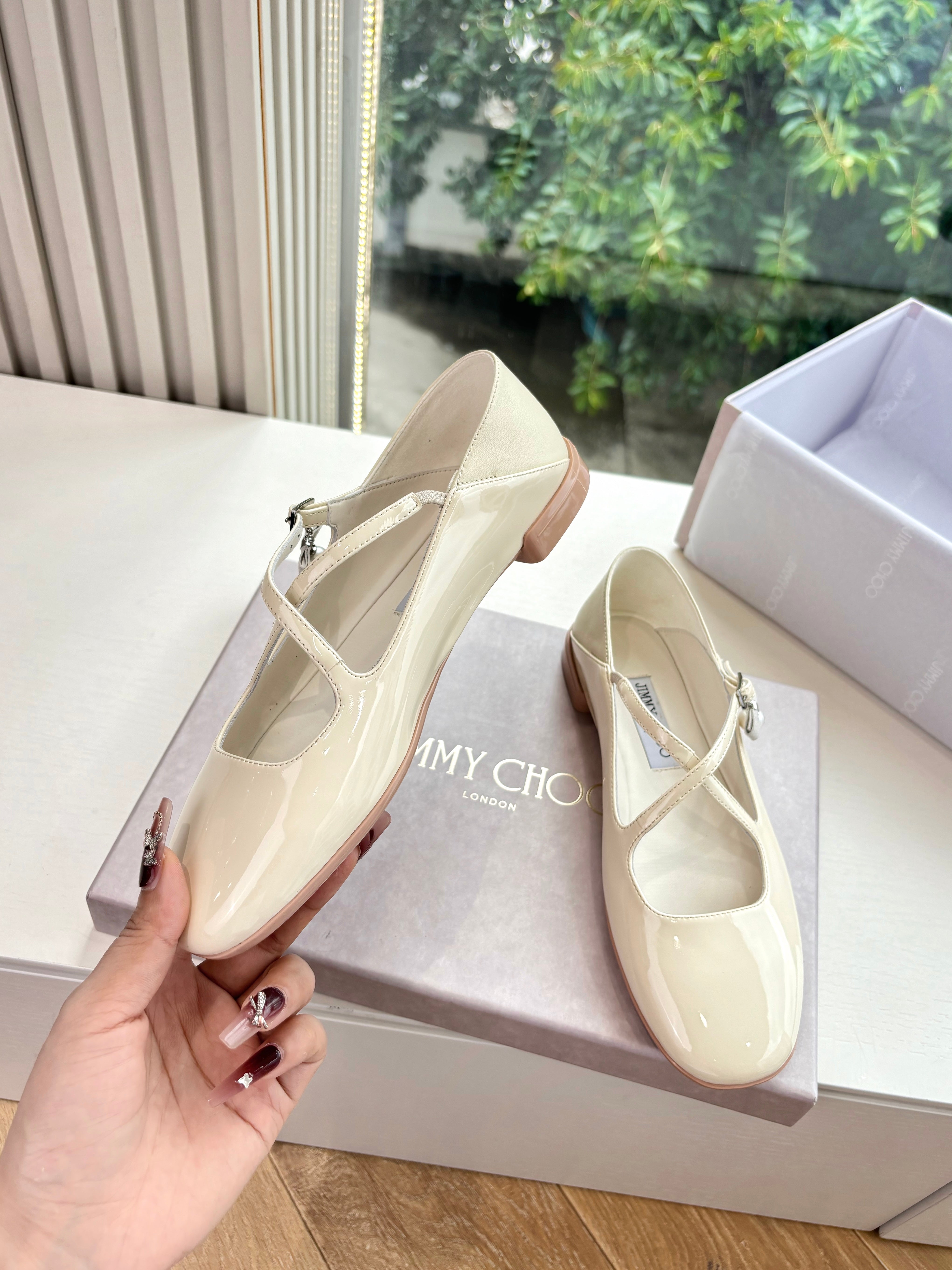 Jimmy Eleri Ballerina Shoes White Patent Leather 430572
