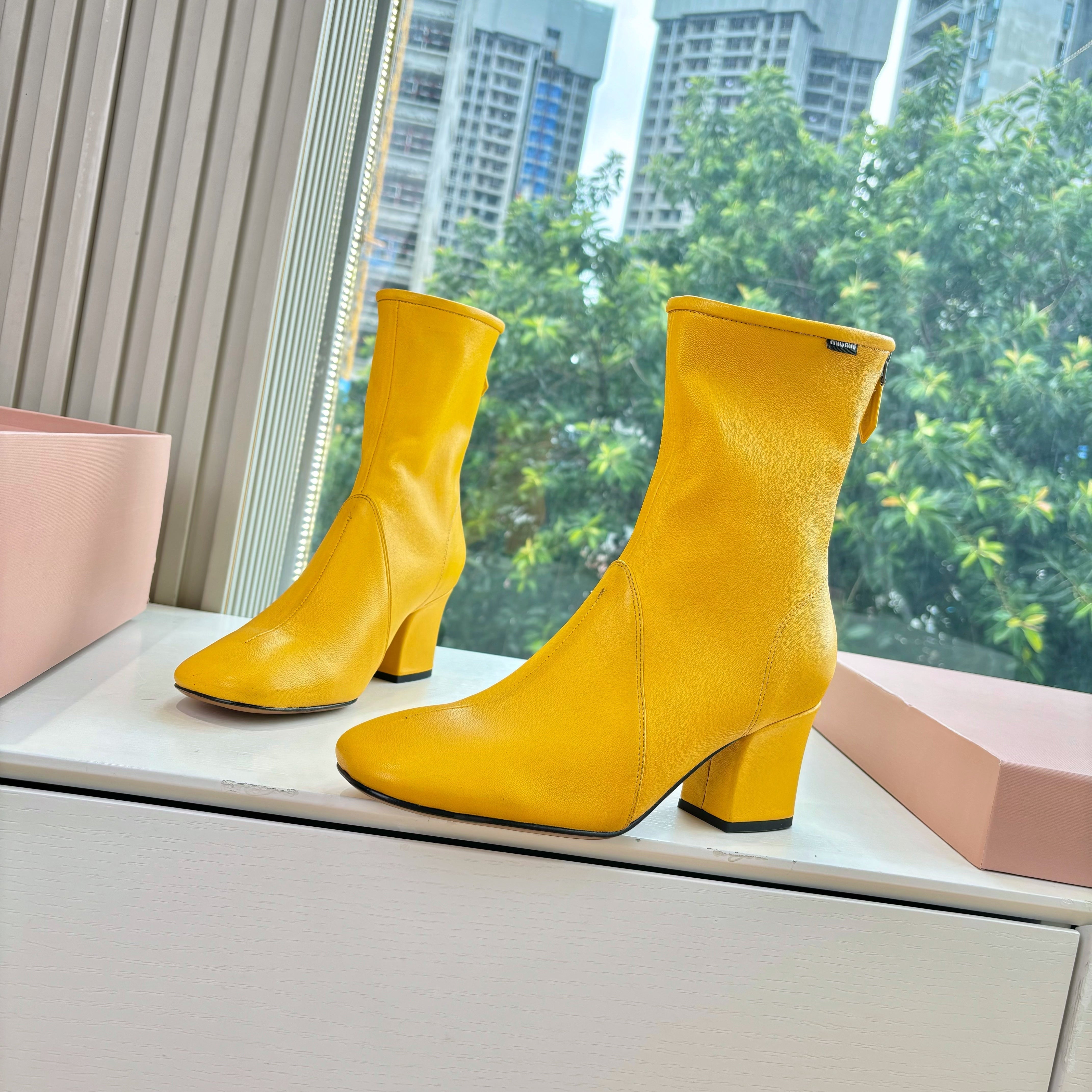 Miu Bootie Yellow  Nappa Leather 506641