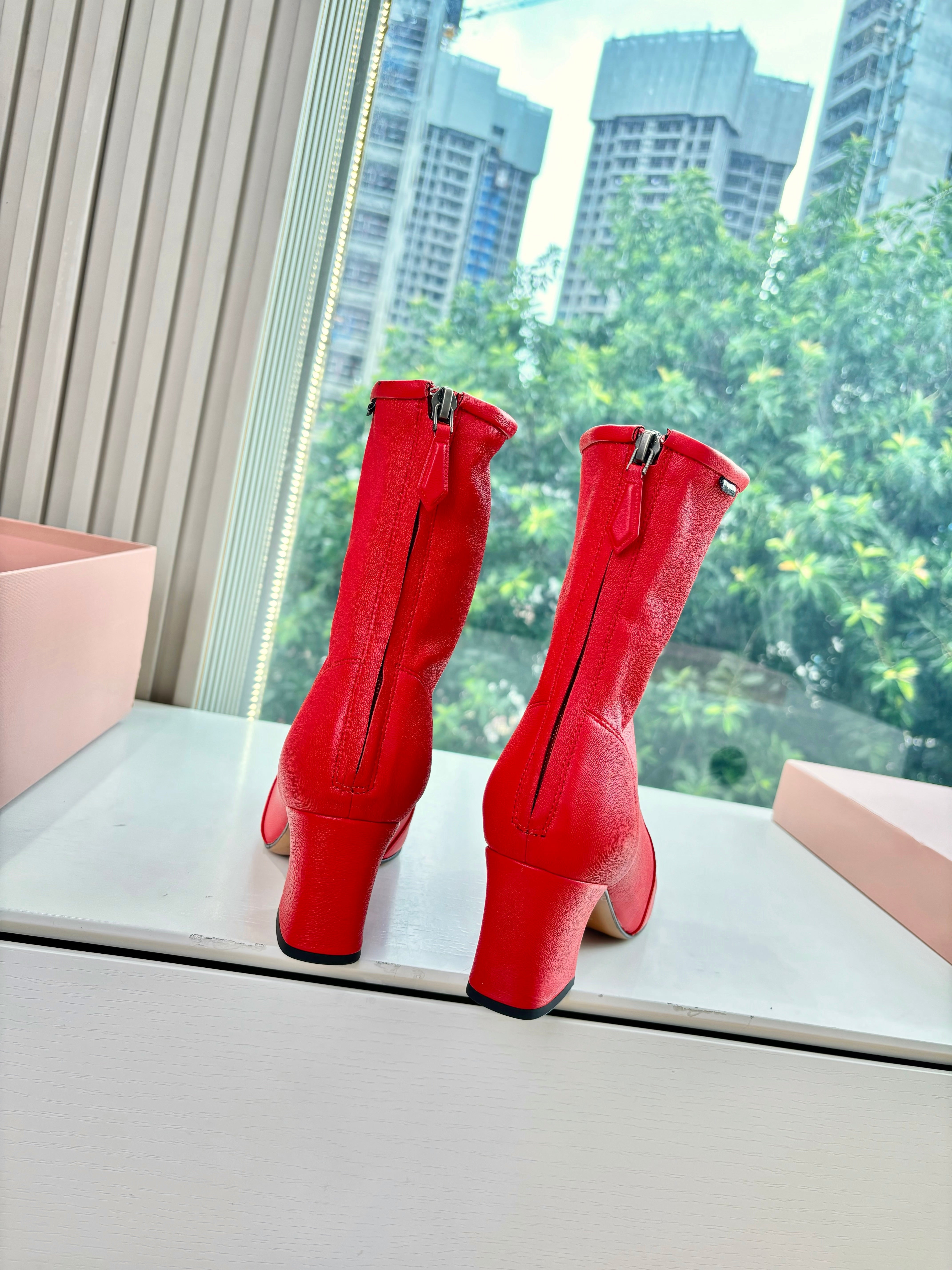 Miu Bootie Red Nappa Leather 506640