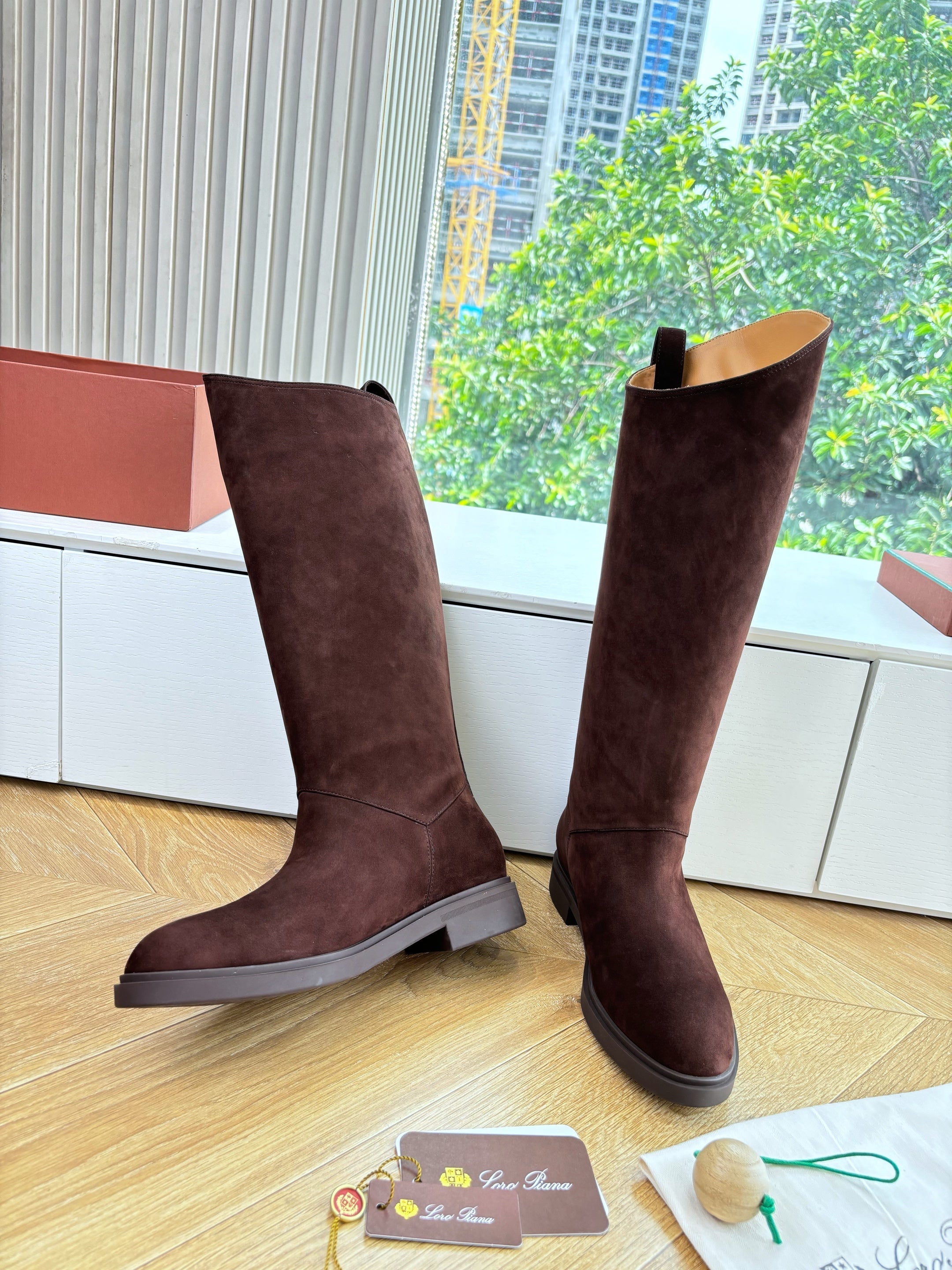 LP Kilda Knee-High Boots Brown Suede 507413