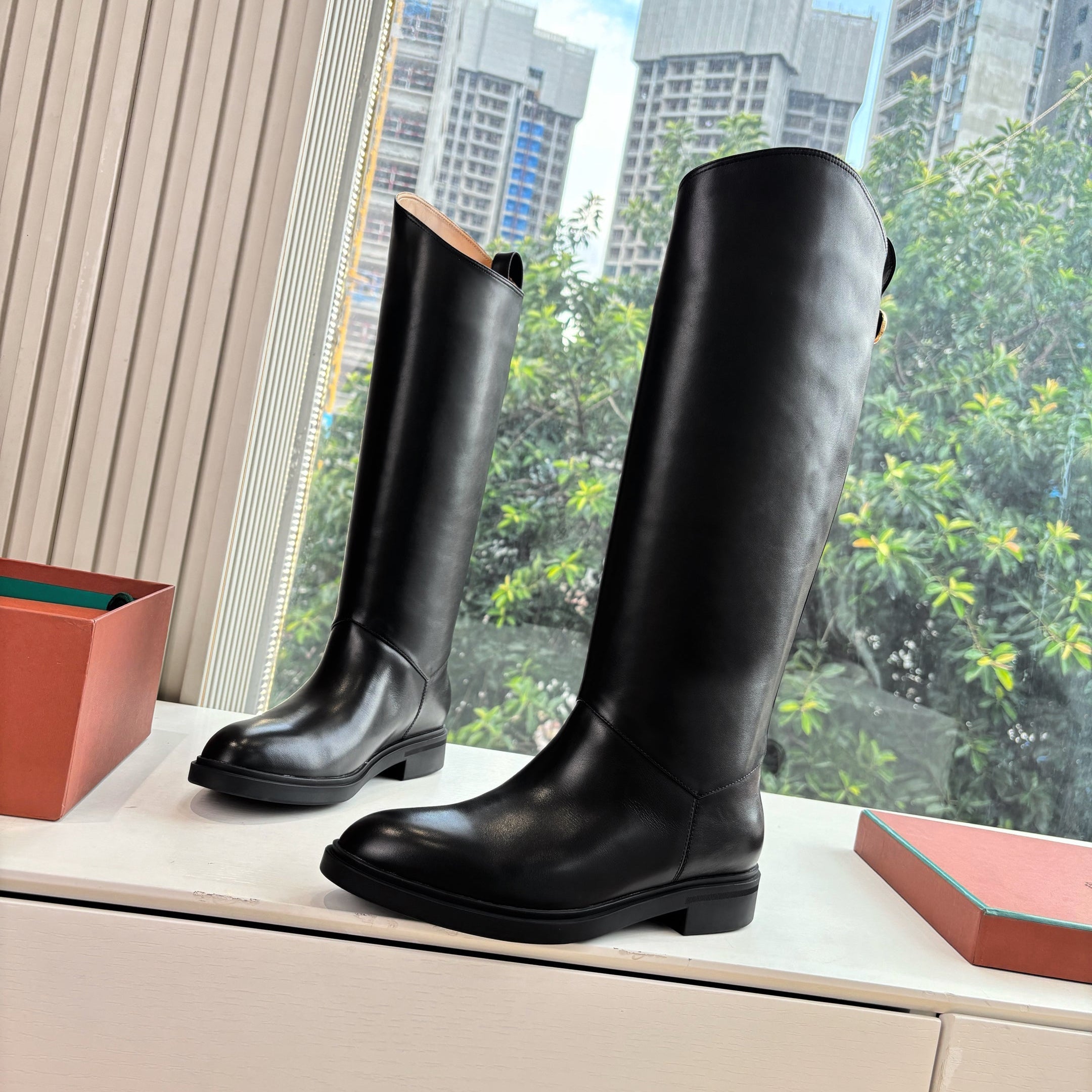 LP Kilda Knee-High Boots Black Leather 507418