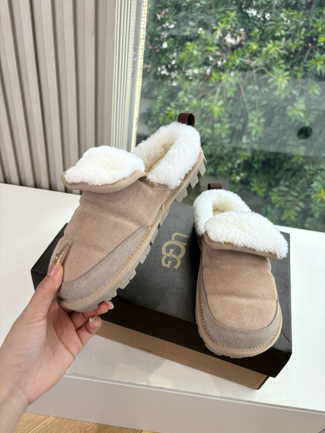UGG Australian Shepherd Theia Warm Taupe Wool Suede 525933