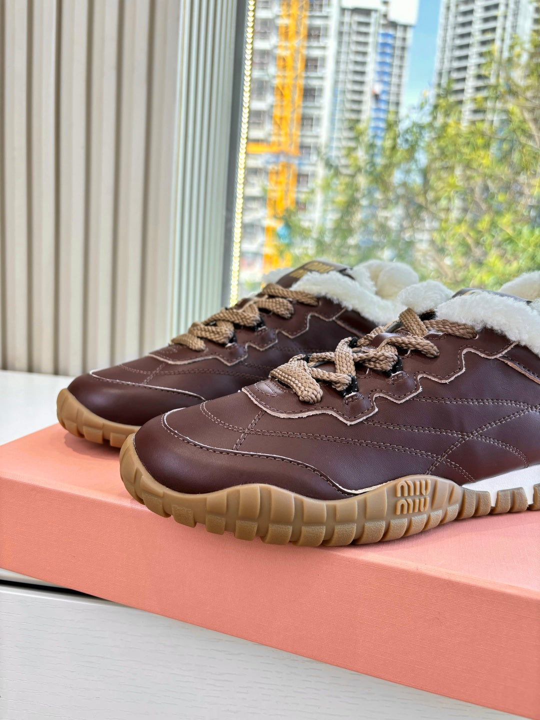 Miu 26s Tyre Sneakers Dark Brown Leather Shearing 994140