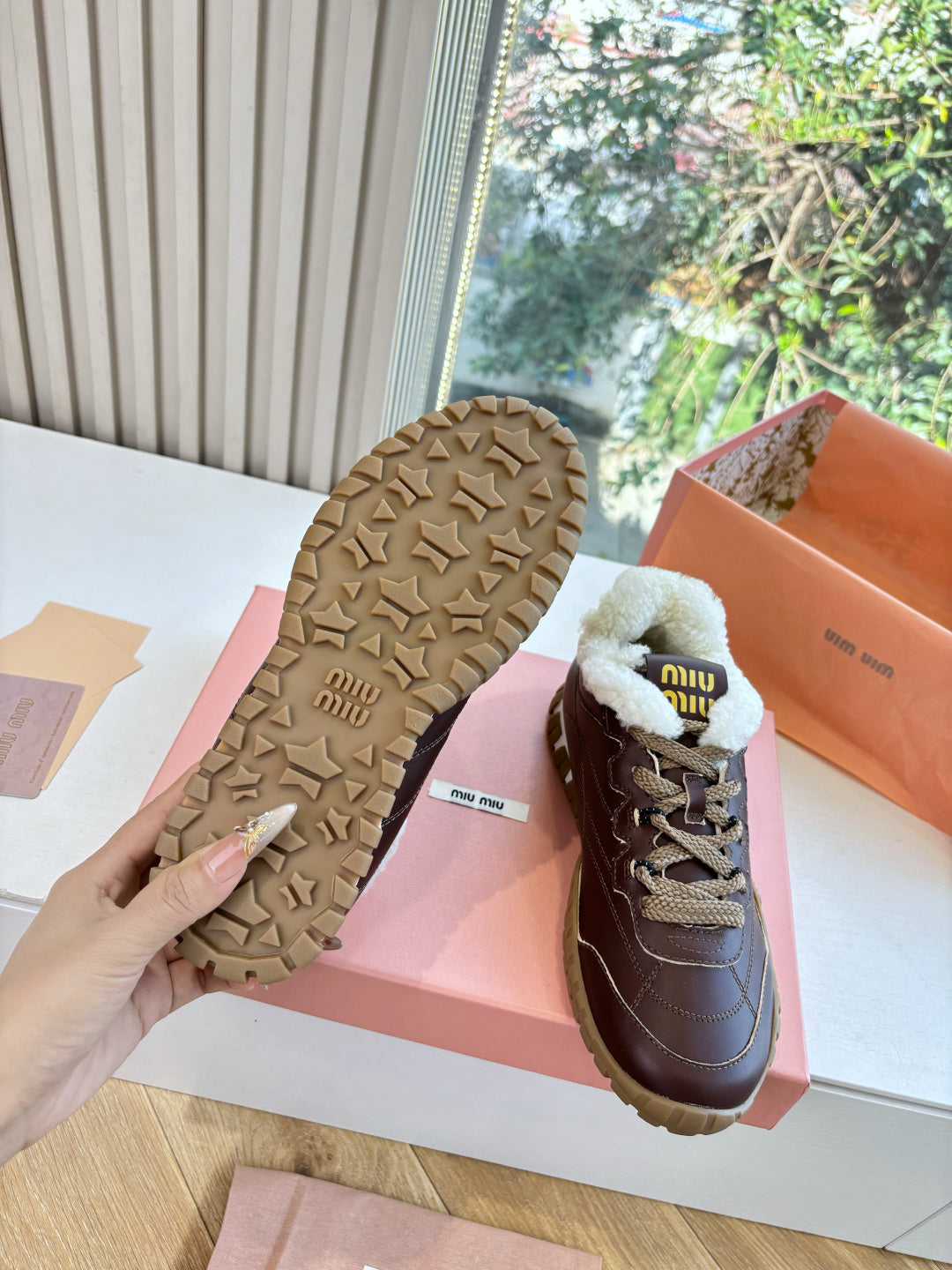 Miu 26s Tyre Sneakers Dark Brown Leather Shearing 994140