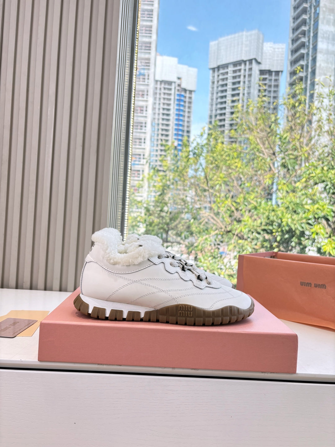 Miu 26s Tyre Sneakers White Leather Shearing 994139