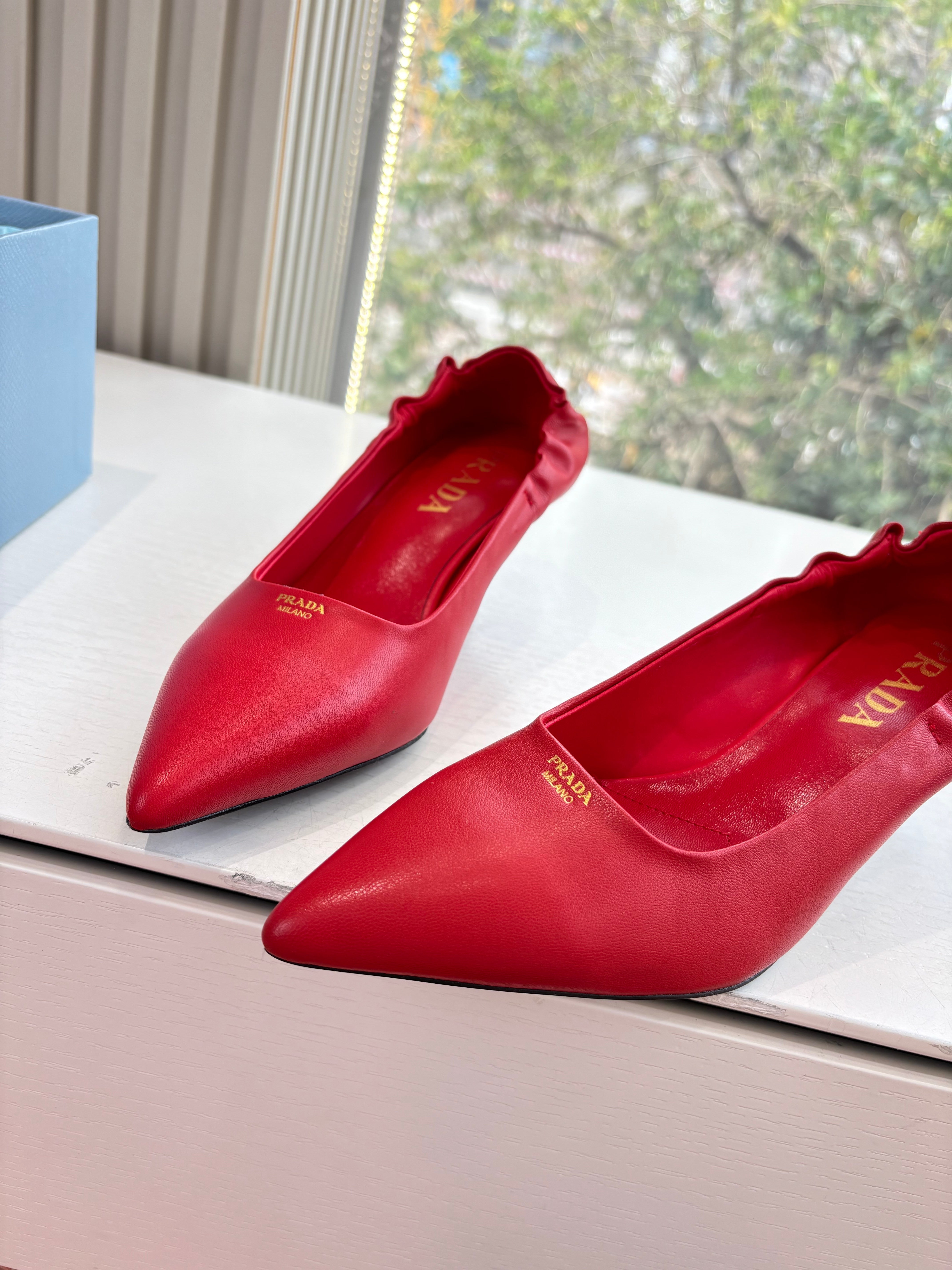 Prada Pointed-Toe Pumps Red Leather 604169