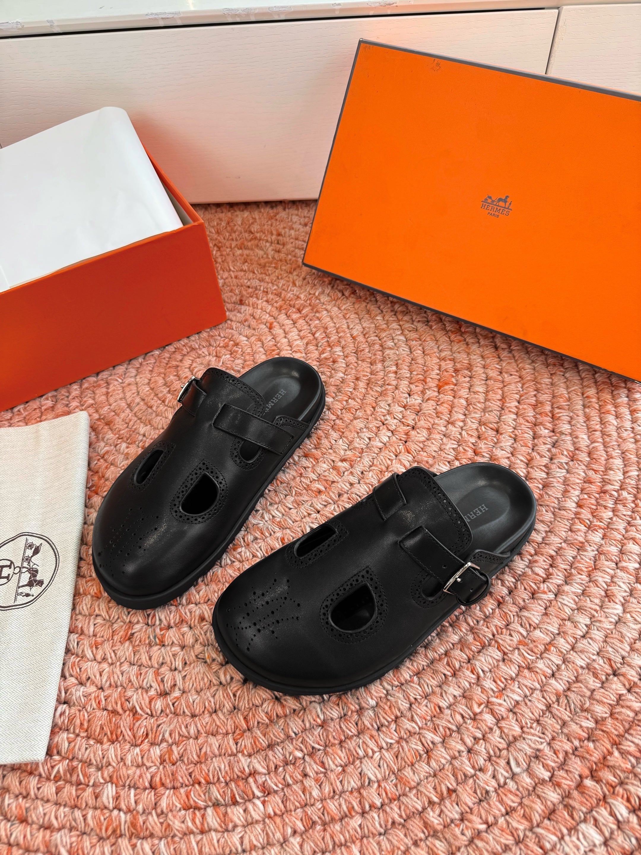 HM Monk Mules Black Leather 648494