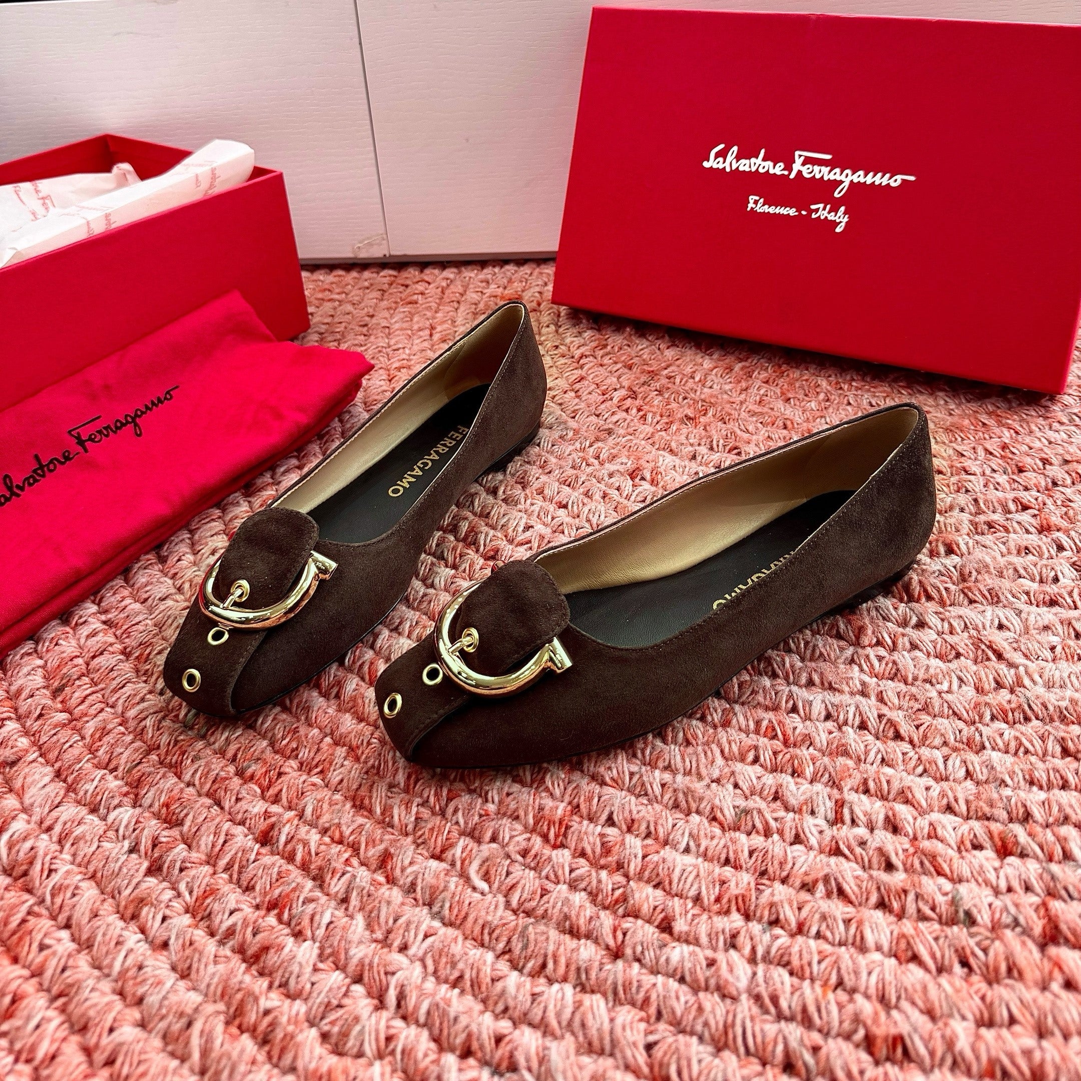 Ferragamo Gancini Ballet Flat Dark Brown Suede 760474
