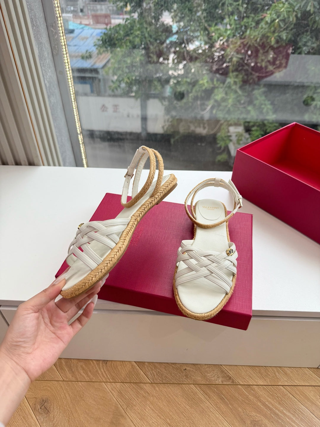 VLogo Bribri Espadrille Sandals White Leather 933615
